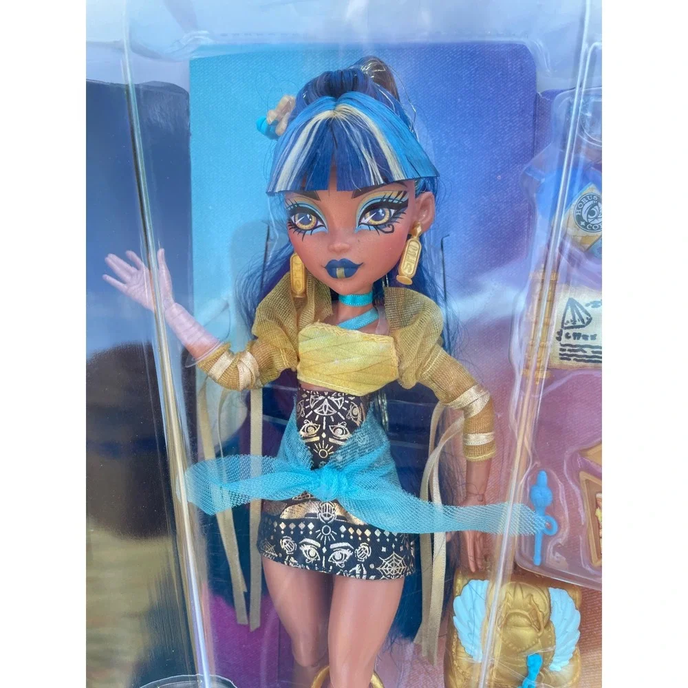 Monster High G3 Cleo De Nile Doll with Pet Hissette and Accessories HHK54